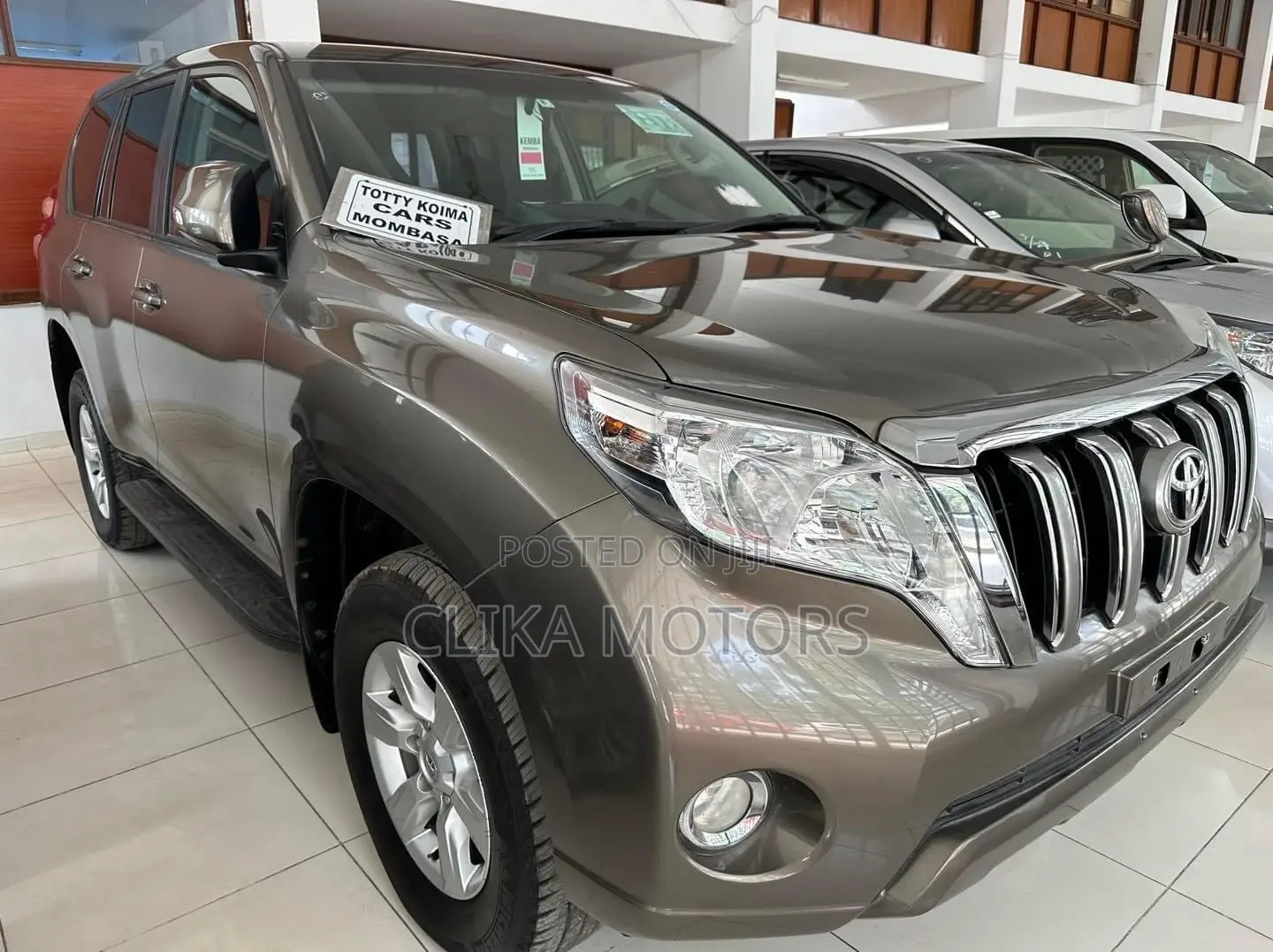 Toyota Land Cruiser Prado 2016 Gold