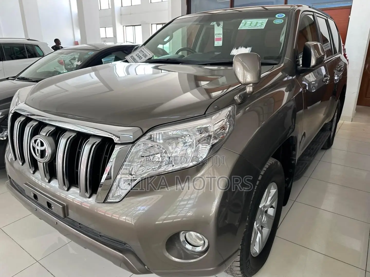 Toyota Land Cruiser Prado 2016 Gold