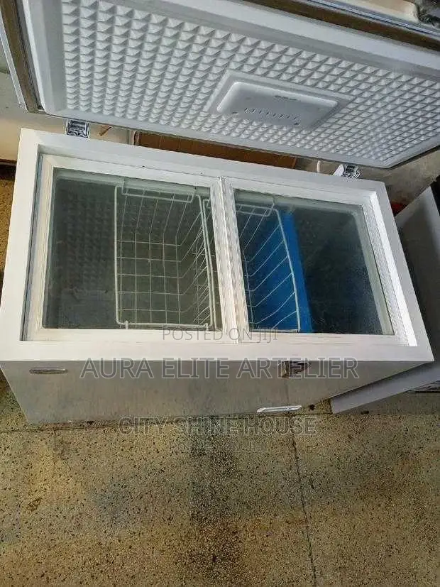 Von Hotpoint 190ltr Display Chest,Deep Freezer Used 6months