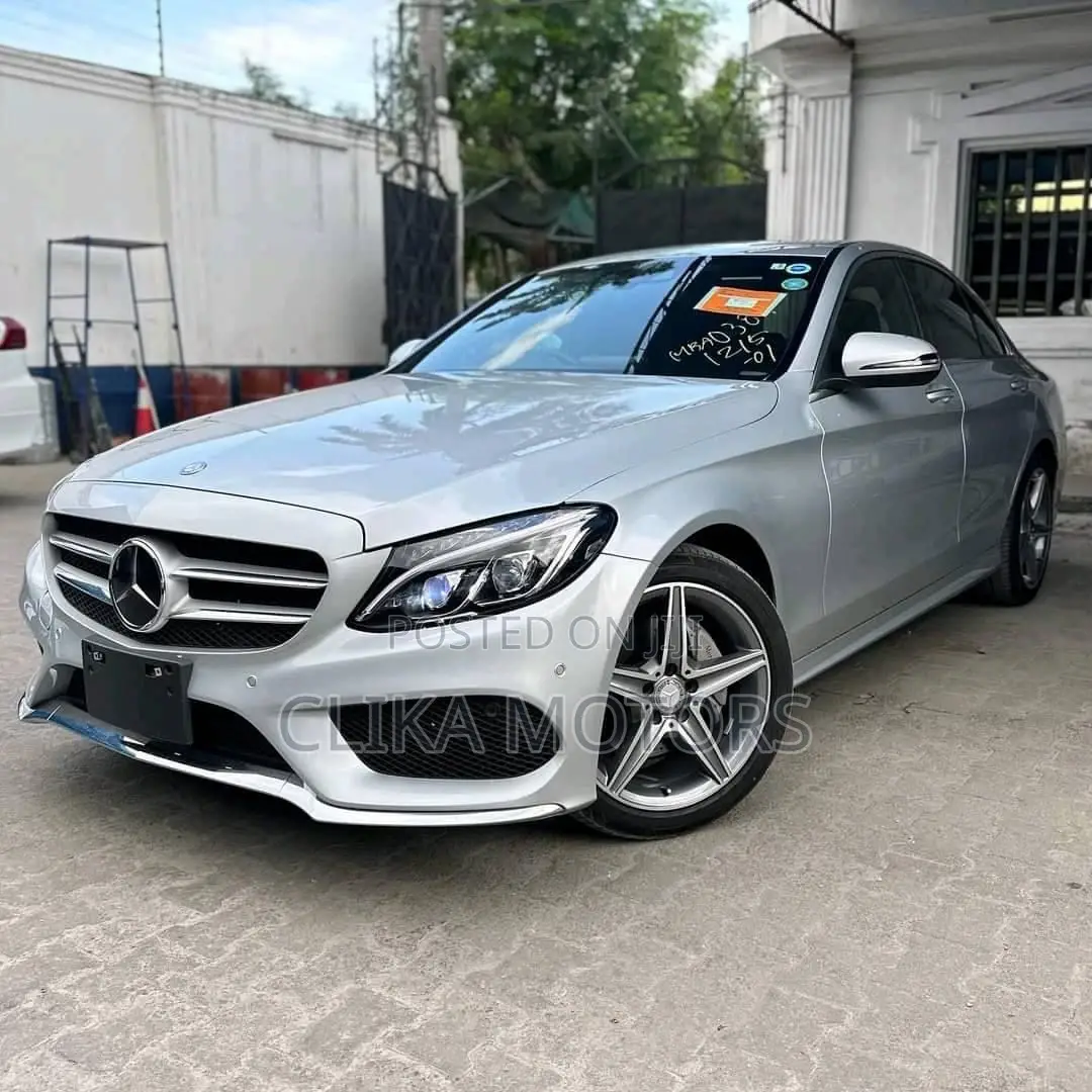 Mercedes-Benz C200 2017 Silver