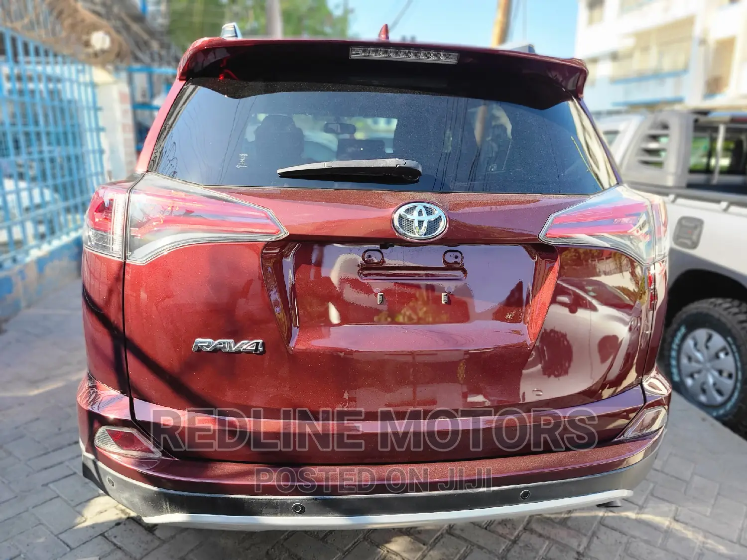 Toyota RAV4 2016 Red