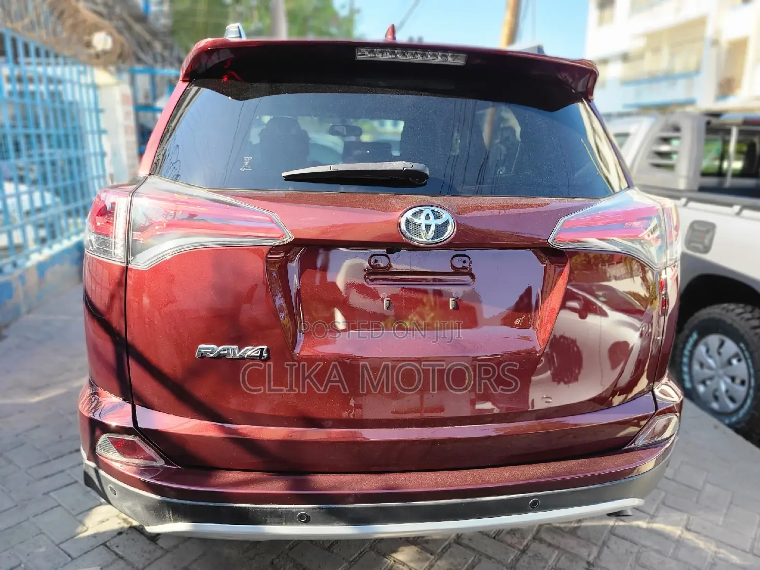 Toyota RAV4 2016 Red