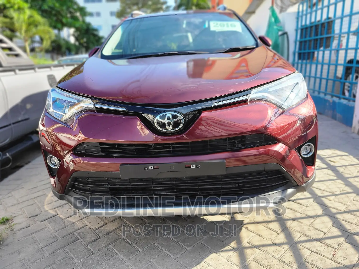 Toyota RAV4 2016 Red