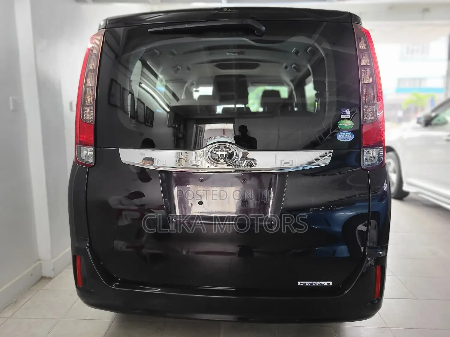 Toyota Noah 2016 Black