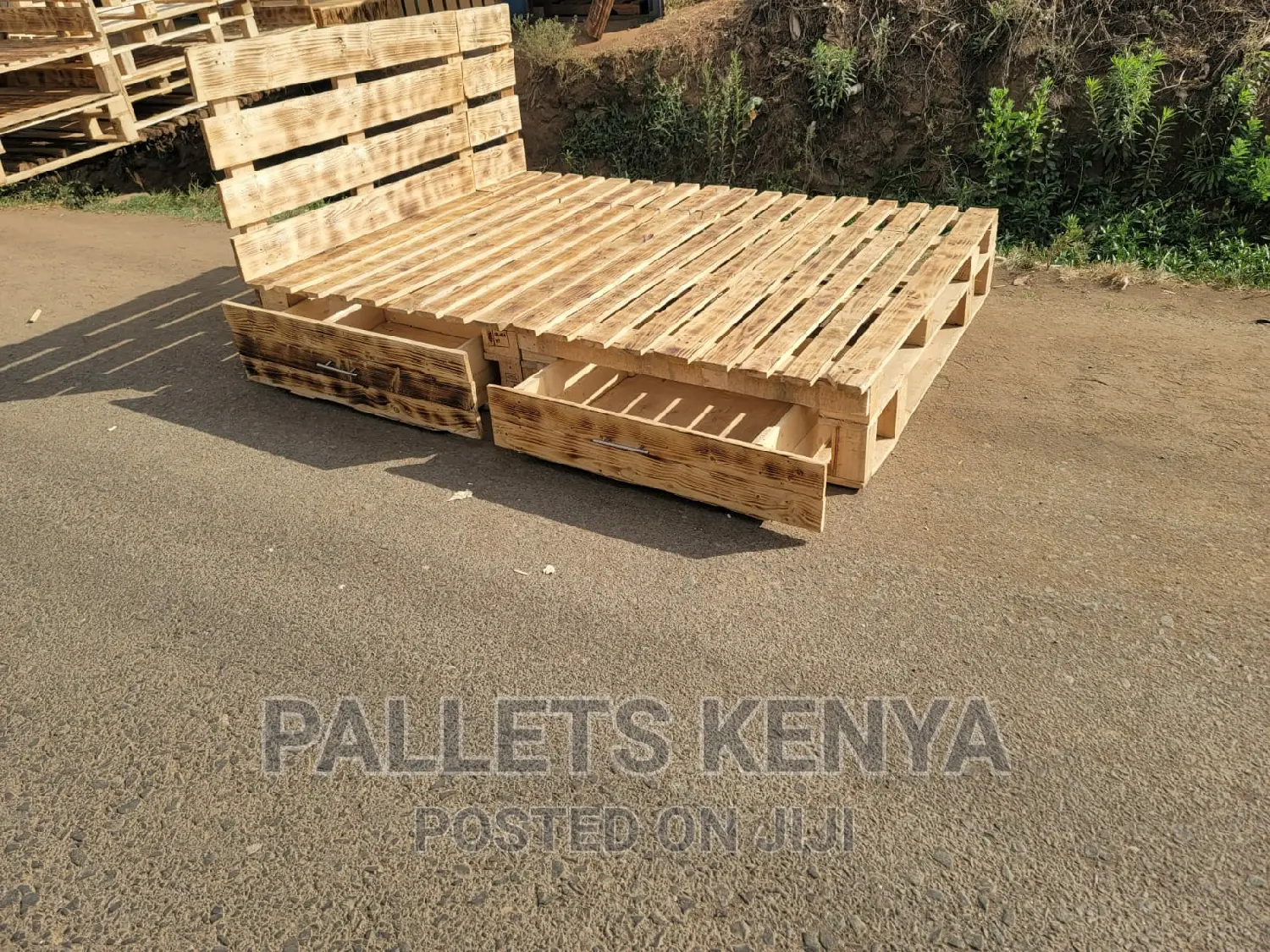 5*6 Pallet Bed- Detachable With Drawers (CWS;)