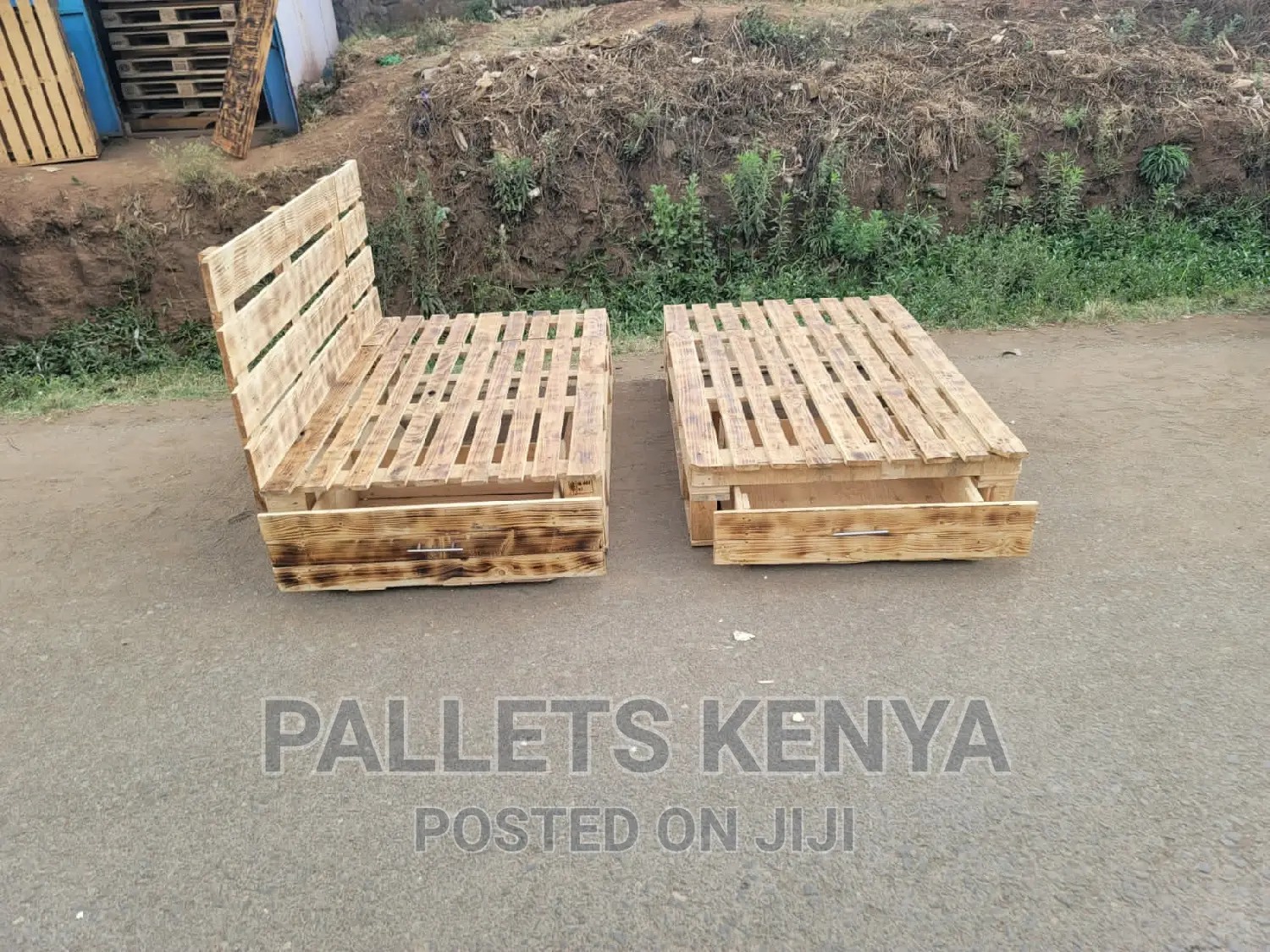 Pallet Bed- Detachable With Drawers 6*6(LSE,)