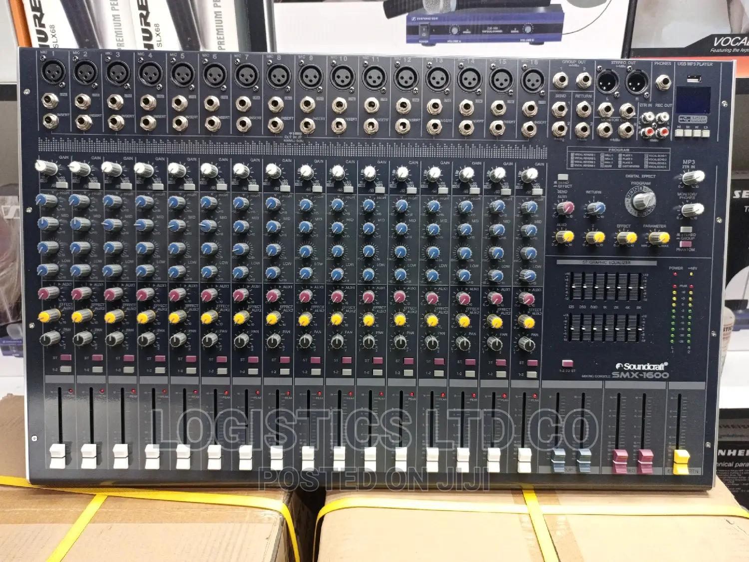 Soundcraft 16 Channel Plain Mixer