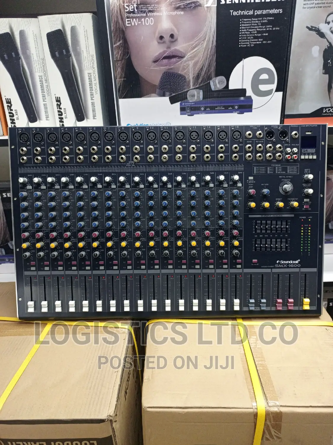 Soundcraft 16 Channel Plain Mixer