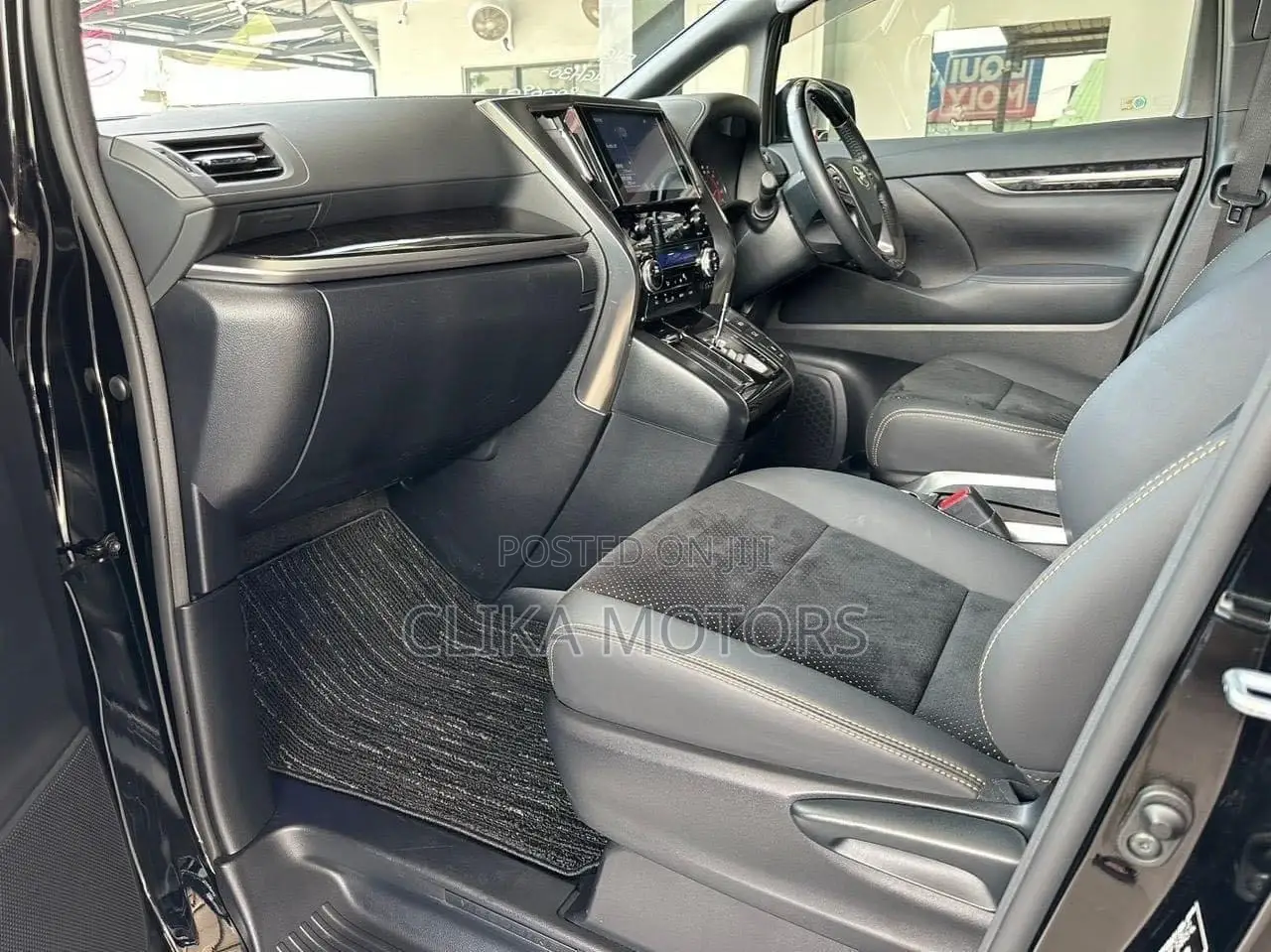 Toyota Vellfire 2019 Black