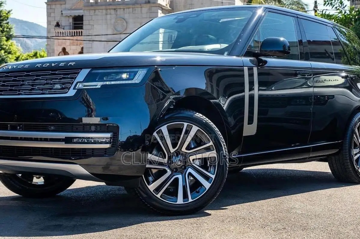 Land Rover Range Rover Vogue 2023 Black