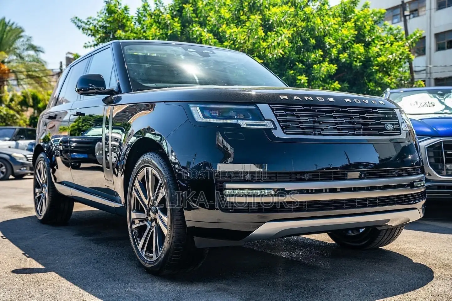 Land Rover Range Rover Vogue 2023 Black