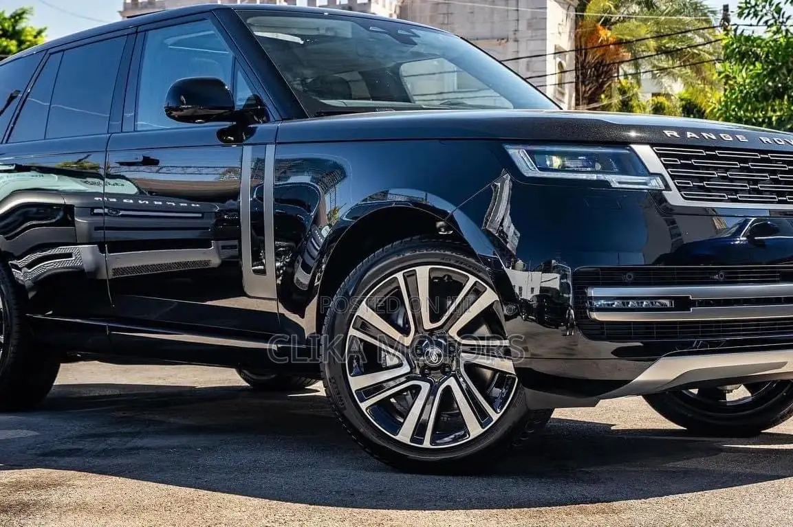 Land Rover Range Rover Vogue 2023 Black