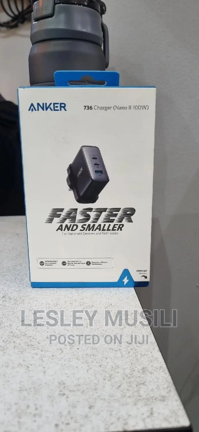 Anker 736 Charger (Nano II 100W)