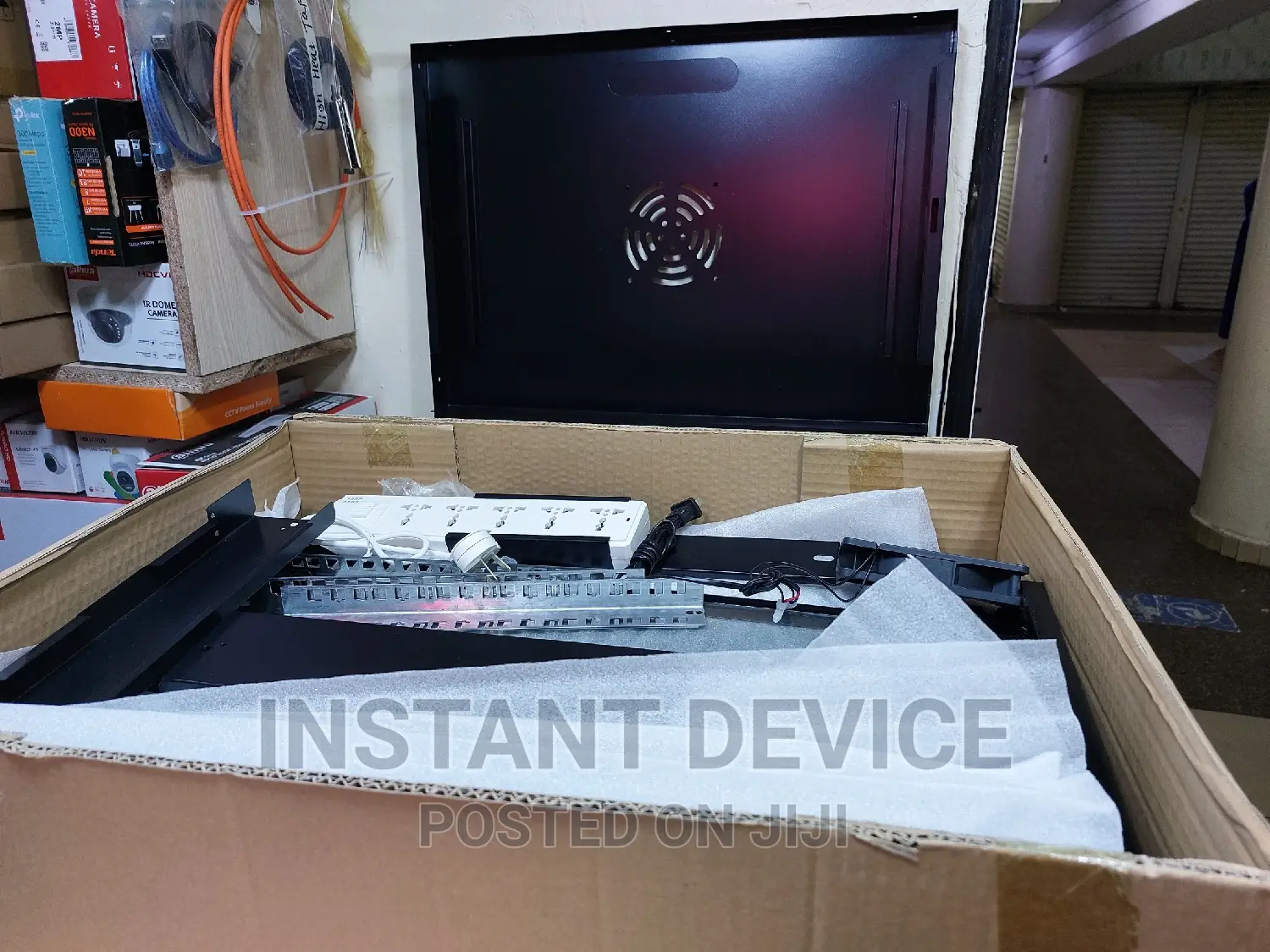 6U Black Wall Mounted Network Cabinet