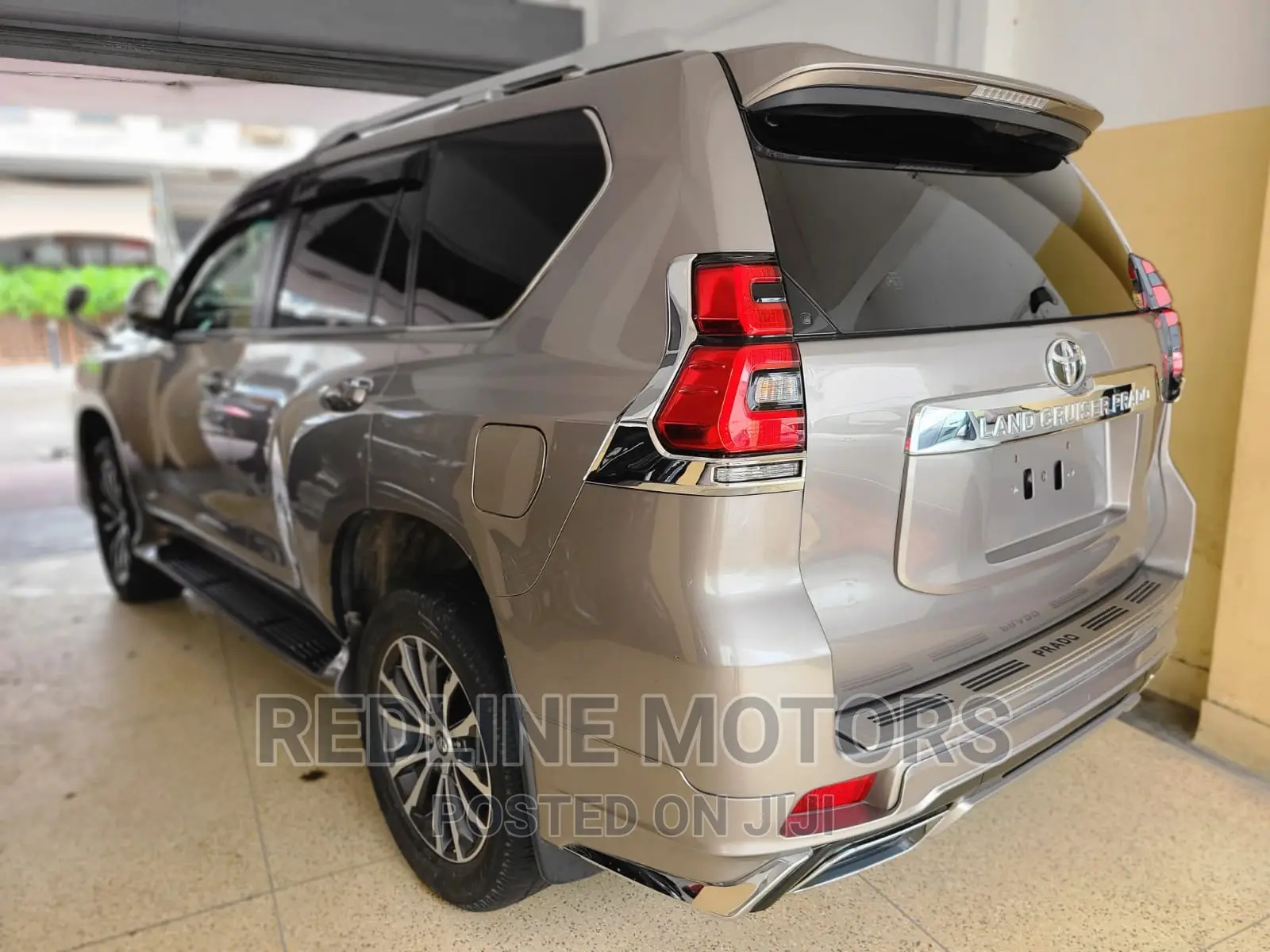 Toyota Land Cruiser Prado 2017 Silver