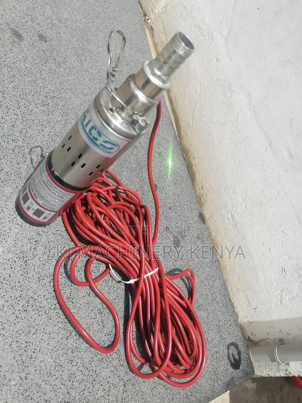 Solar Submersible Watet Pump-60m Head-300watts Solar Panels