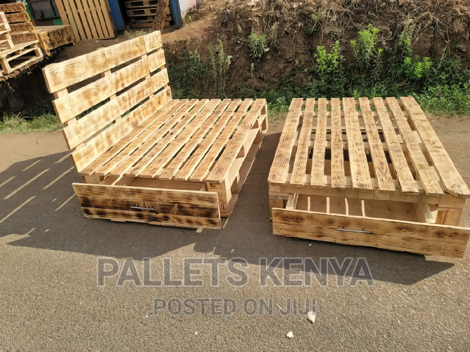 5*6 Pallet Bed- Detachable and With Drawers (WLC)