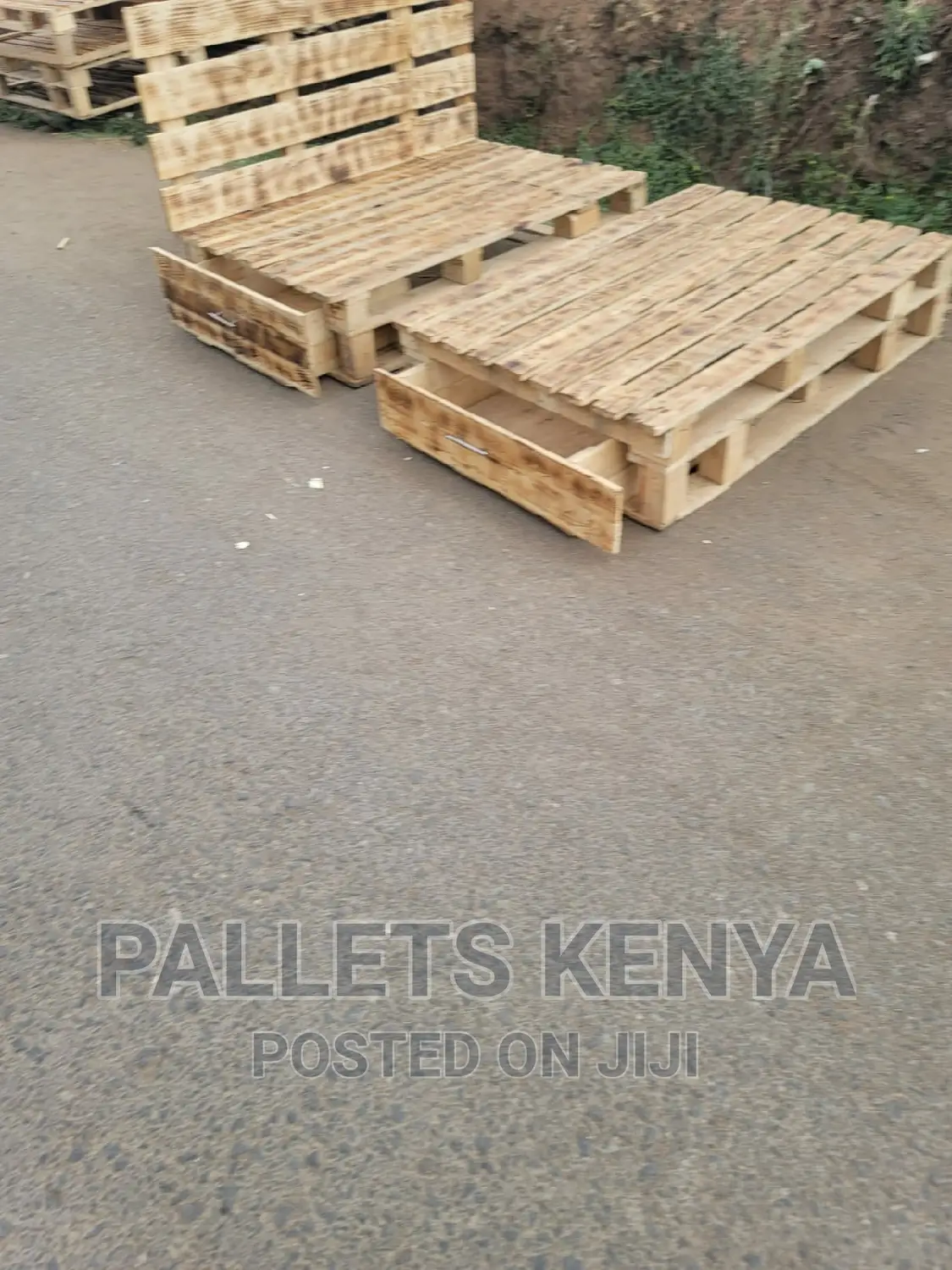 5*6pallet Bed- Detachable With Drawers (BCA,)