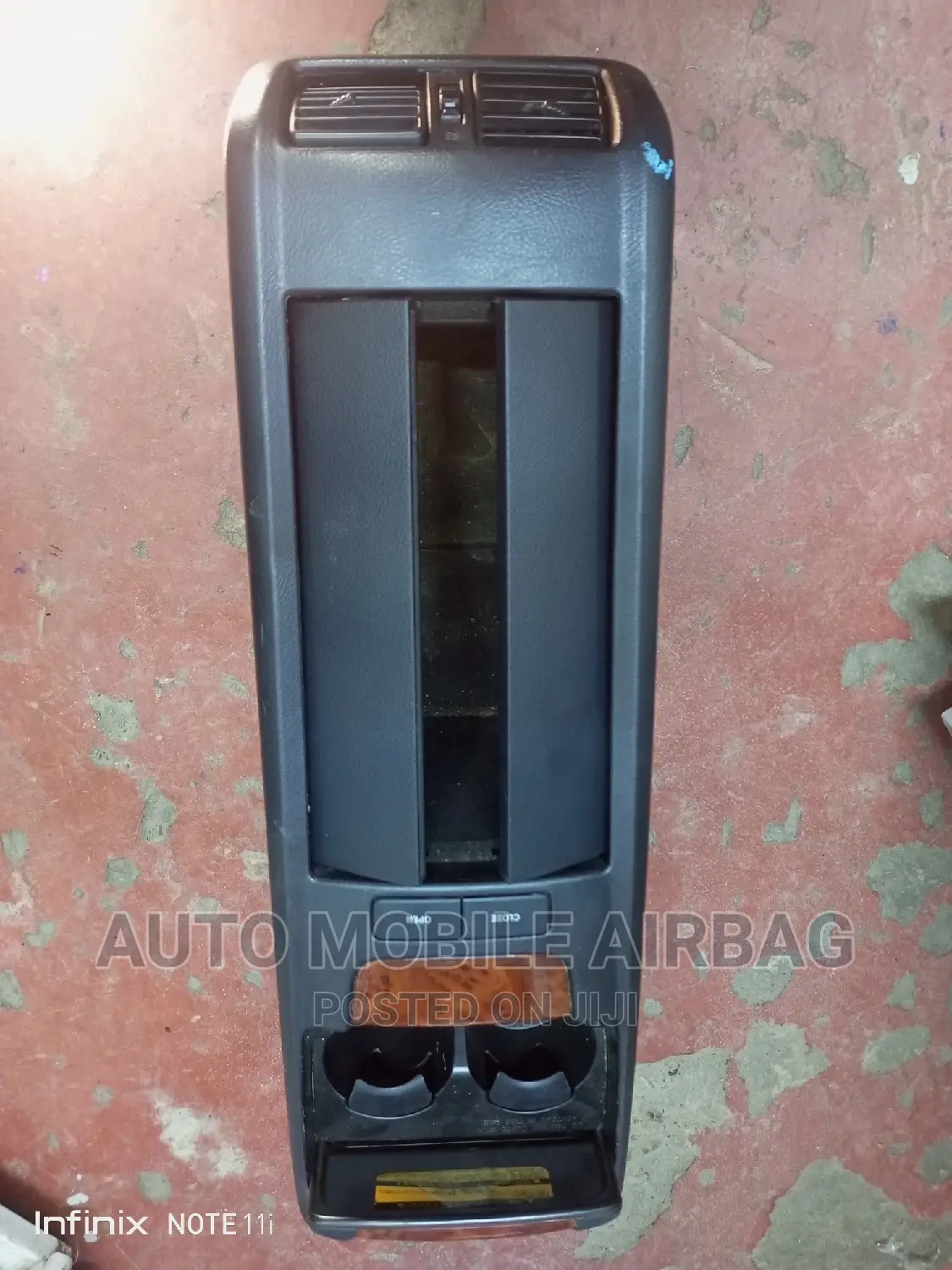 Harrier Arm Rest With Cup Holder