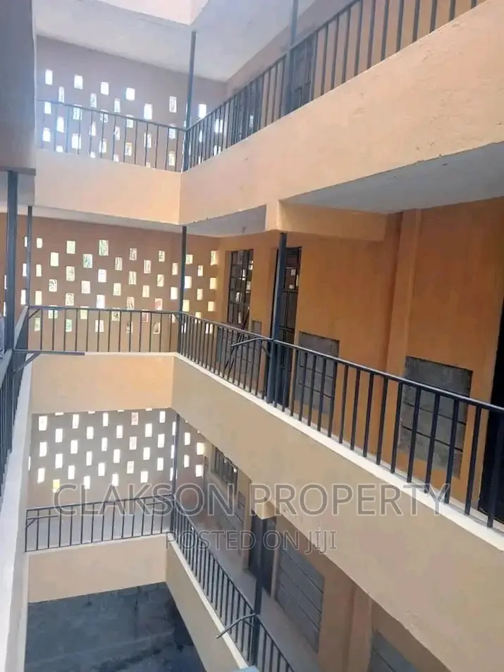 1bdrm Bedsitter in Ngongroad, Kilimani for rent