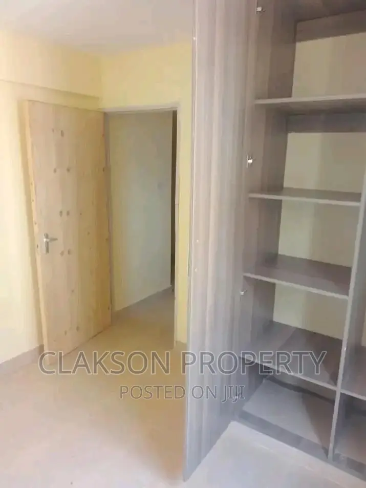 1bdrm Bedsitter in Ngongroad, Kilimani for rent