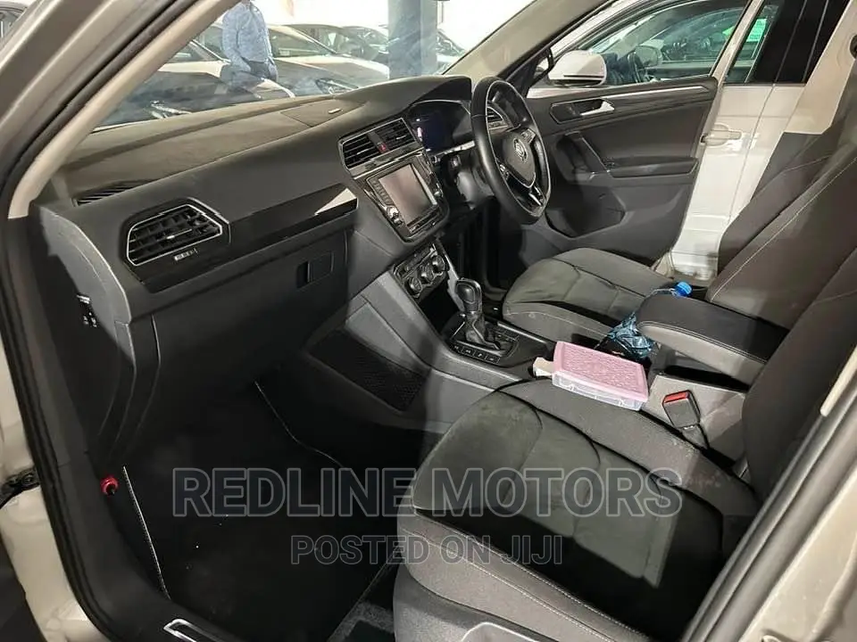 Volkswagen Tiguan 2017 Silver