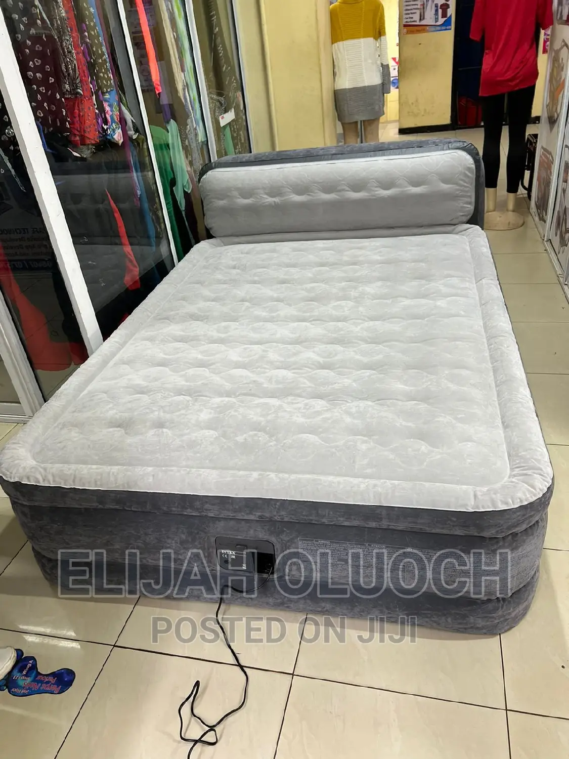 Intex Dura Beams Airbed With Electric Pump
