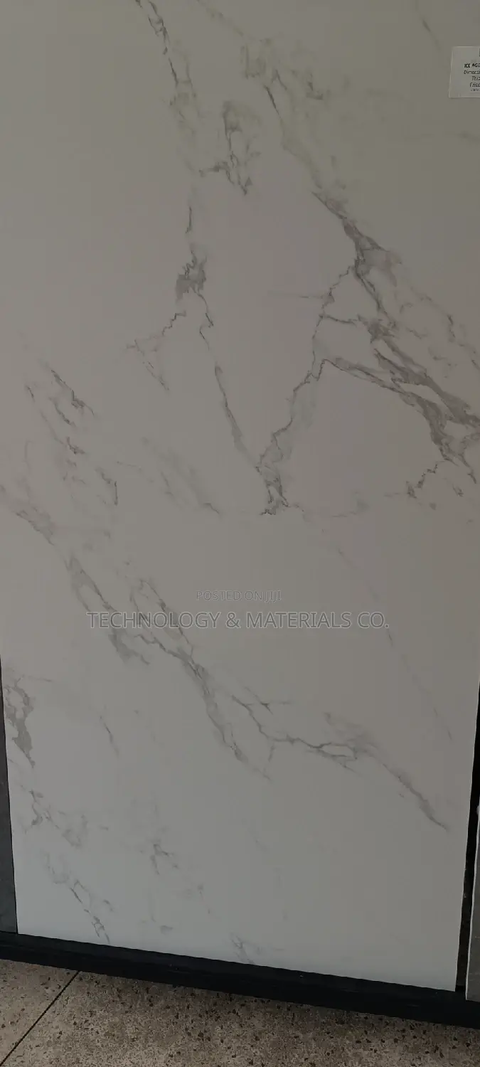 Calacatta Sintered Stone {White}-{2.6m X 0.8M}