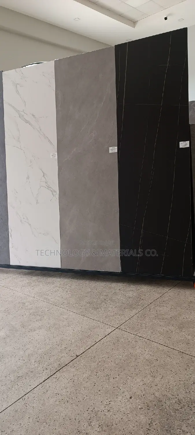 Calacatta Sintered Stone {White}-{2.6m X 0.8M}
