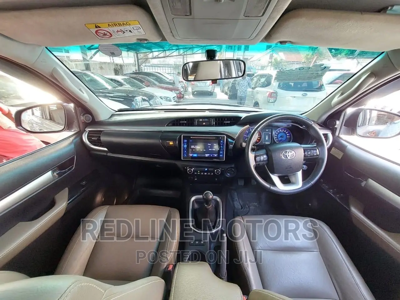 Toyota Hilux 2016 Silver