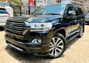 Toyota Land Cruiser 2016 Black