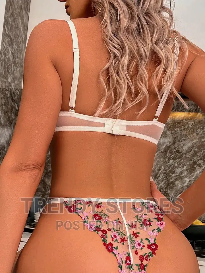 Floral Lace Bra Set