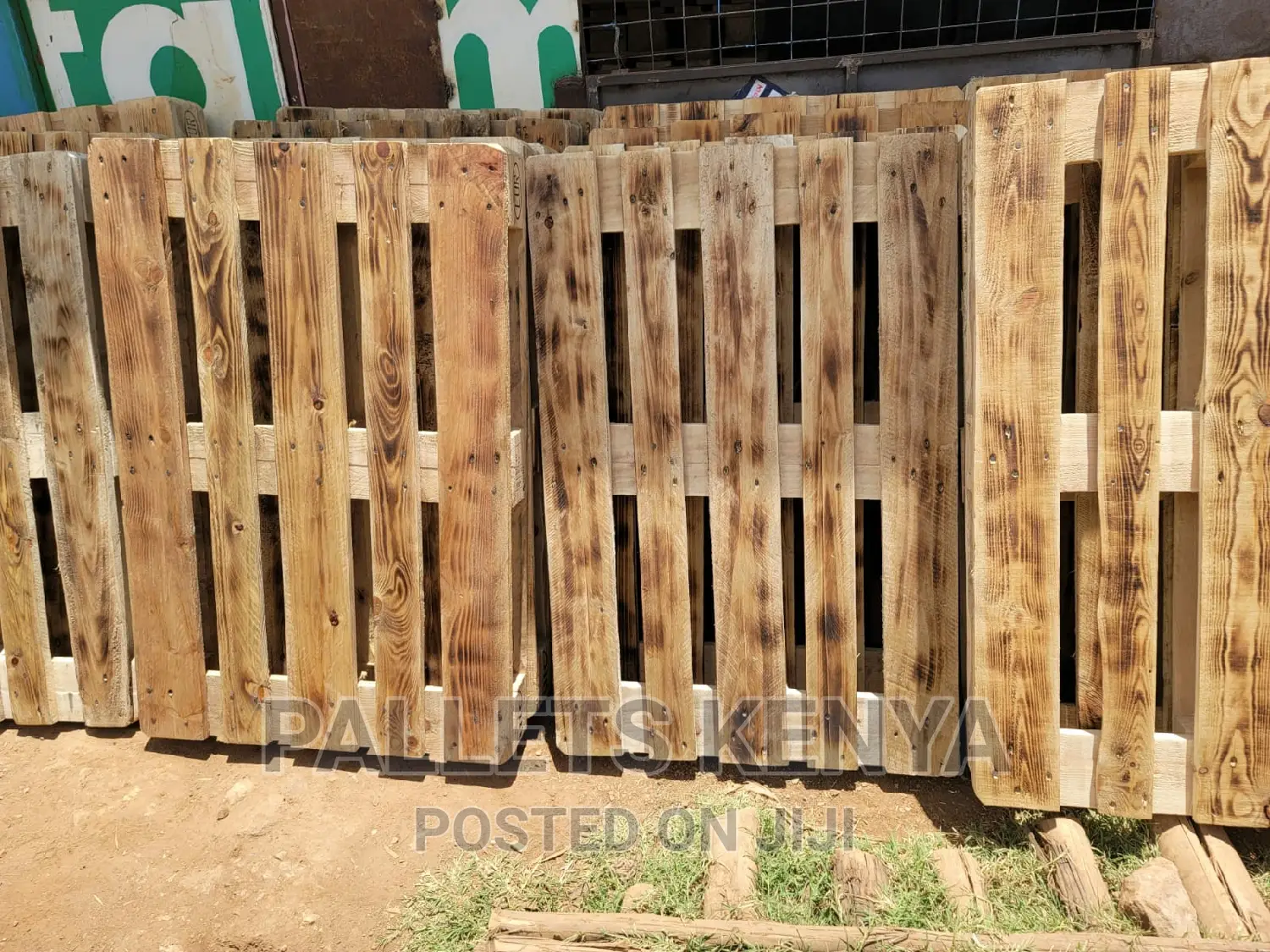Pallet Bed- Blazed and Detachable (DPS )