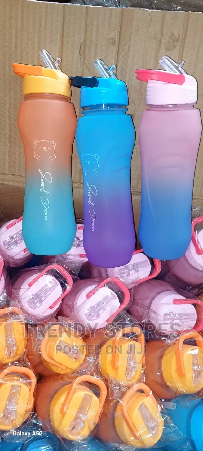 1000ml BPA FREE Water Bottle With Color Gradient