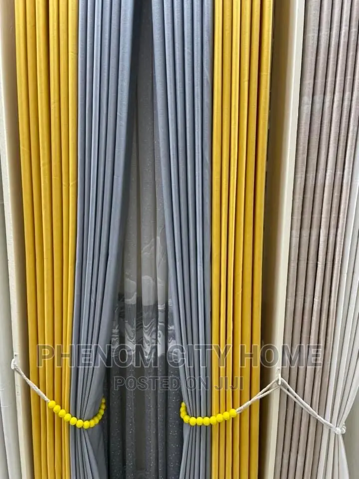 Curtain Curtain