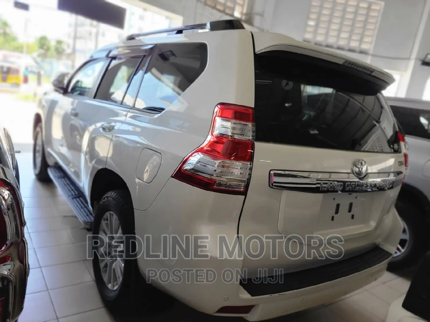 Toyota Land Cruiser Prado 2016 White
