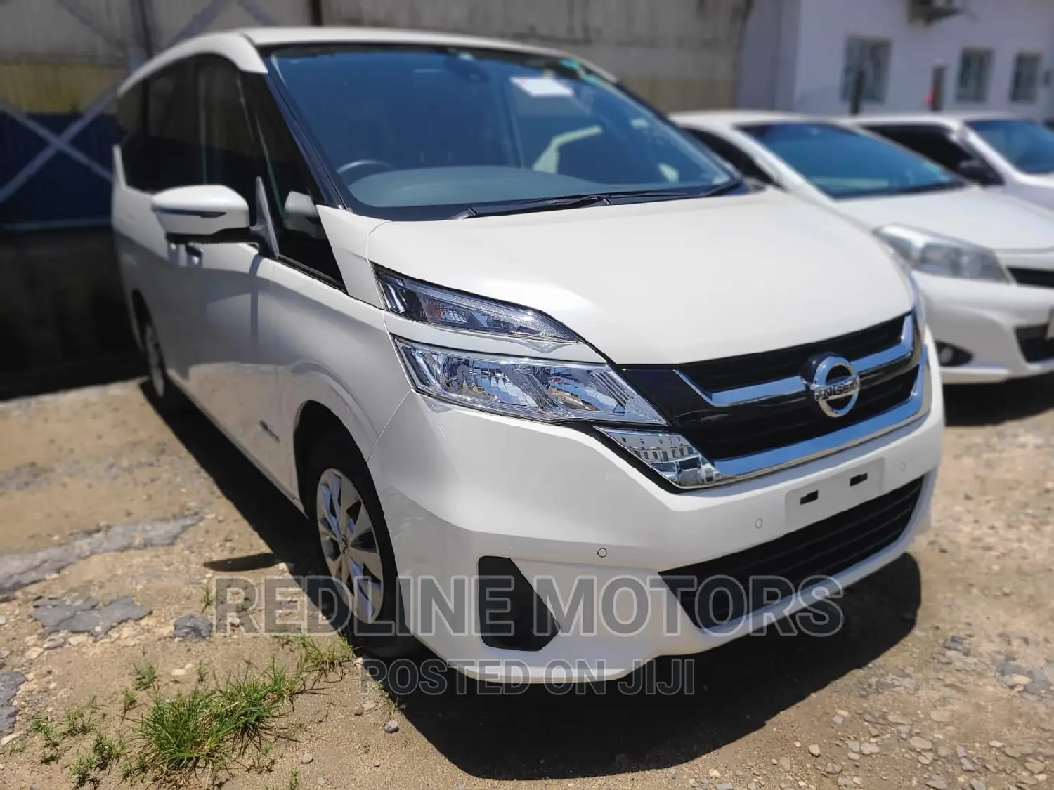 Nissan Serena 2017 White