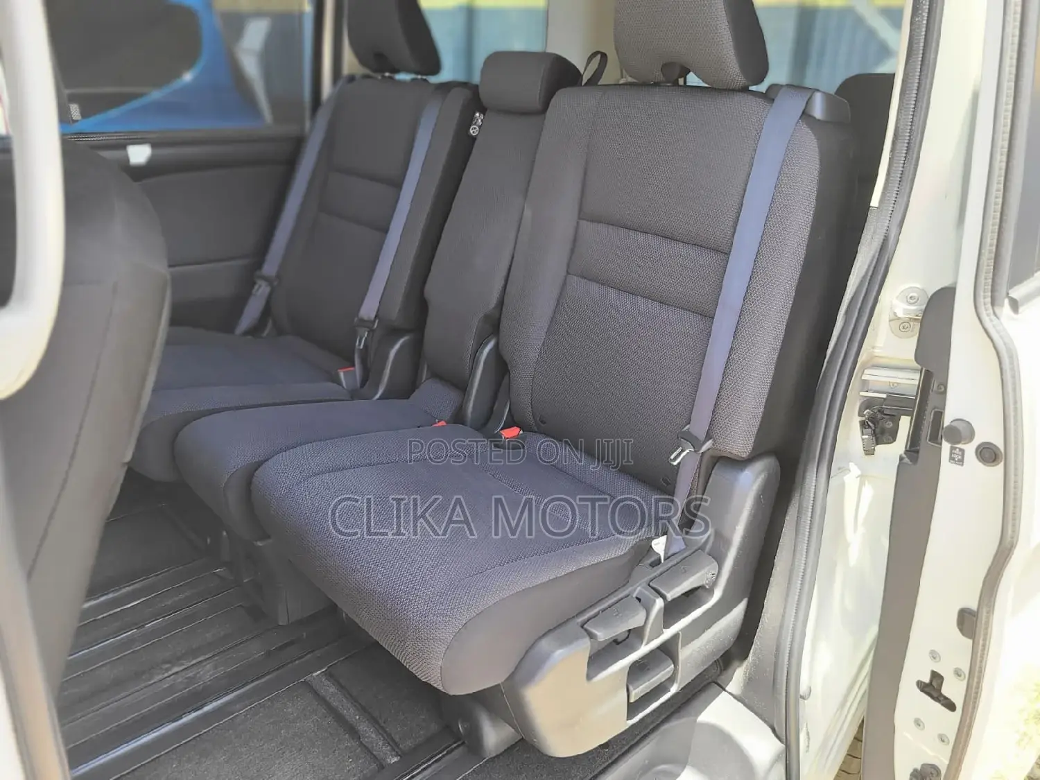 Nissan Serena 2017 White