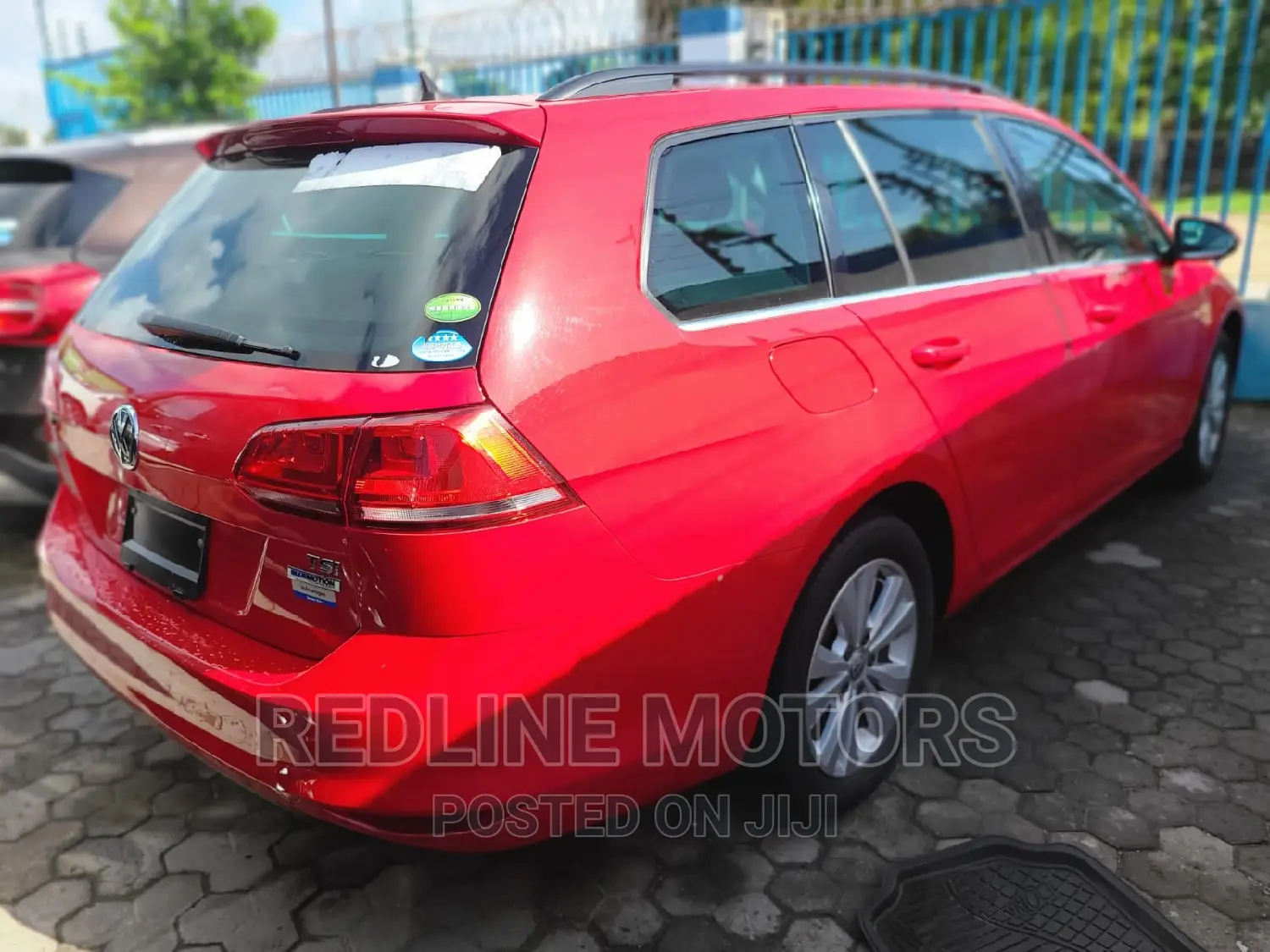 Volkswagen Golf 2016 Red