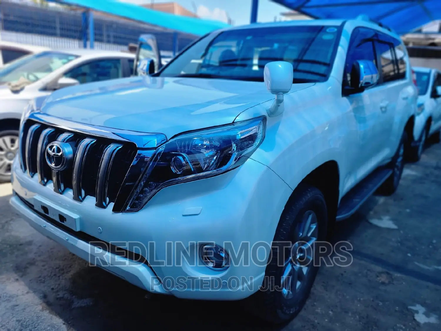 Toyota Land Cruiser 2016 White
