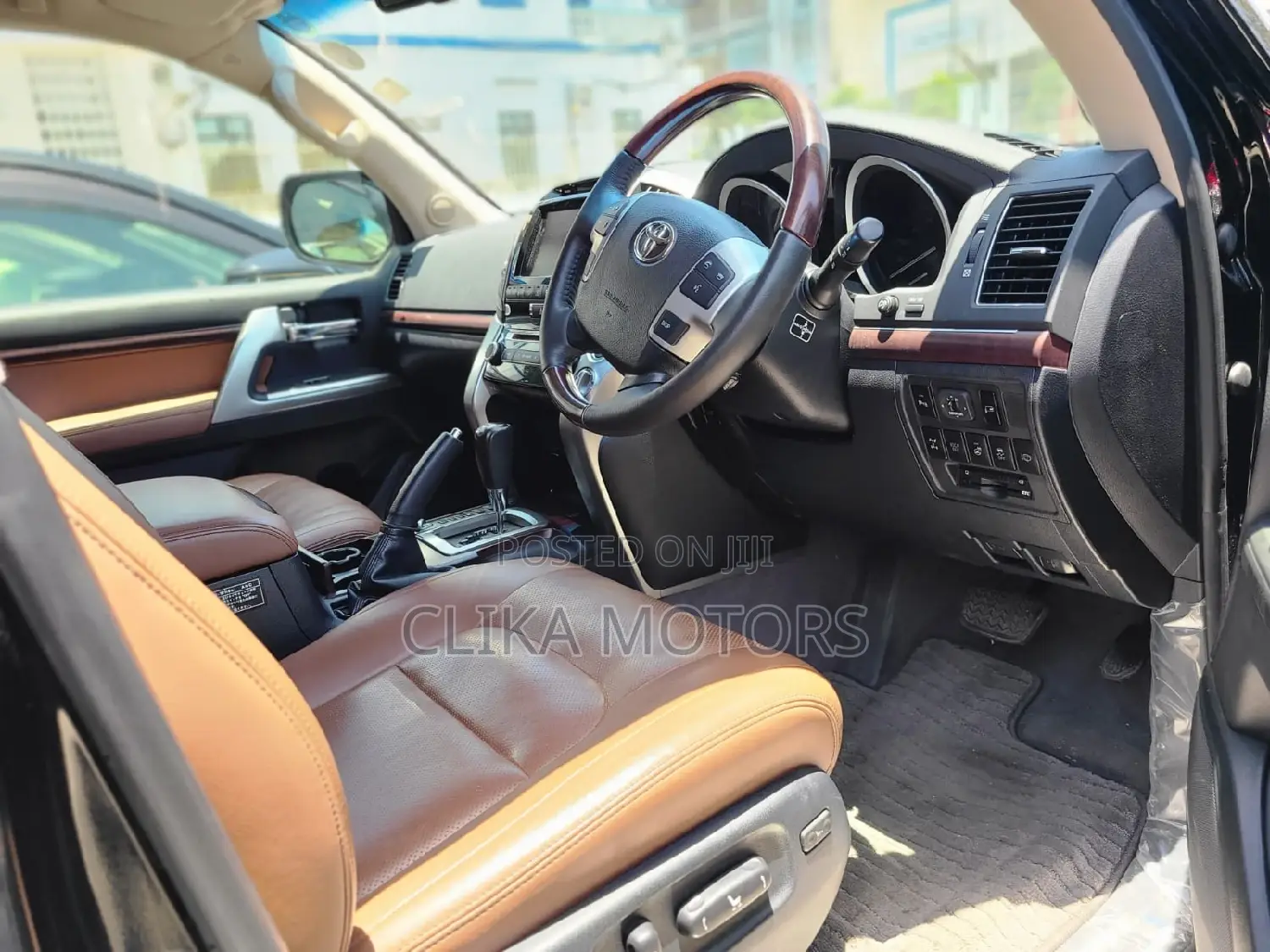 Toyota Land Cruiser 2016 Black