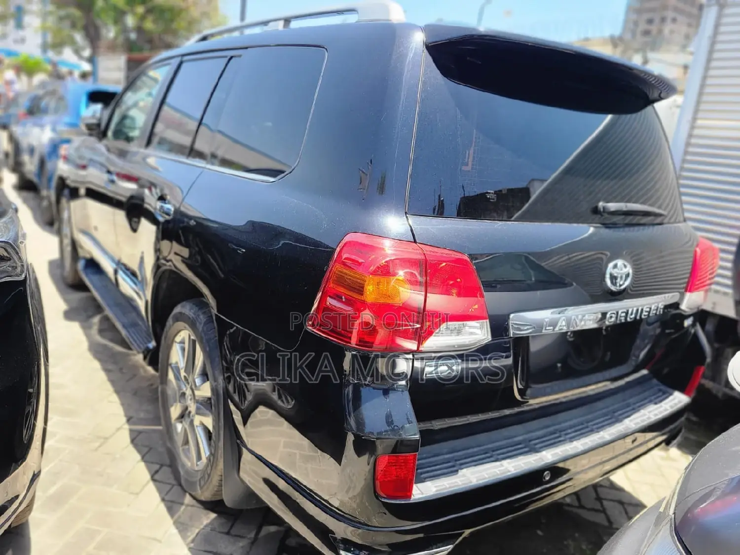 Toyota Land Cruiser 2016 Black