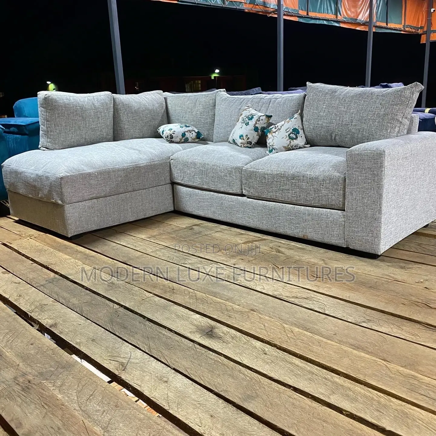 Grey L-Sofa/Corner Sofa