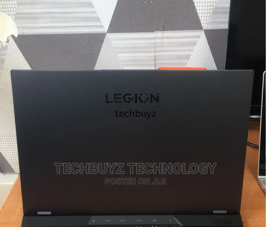 New Laptop Lenovo Legion 5 16GB Intel Core I7 SSD 2T
