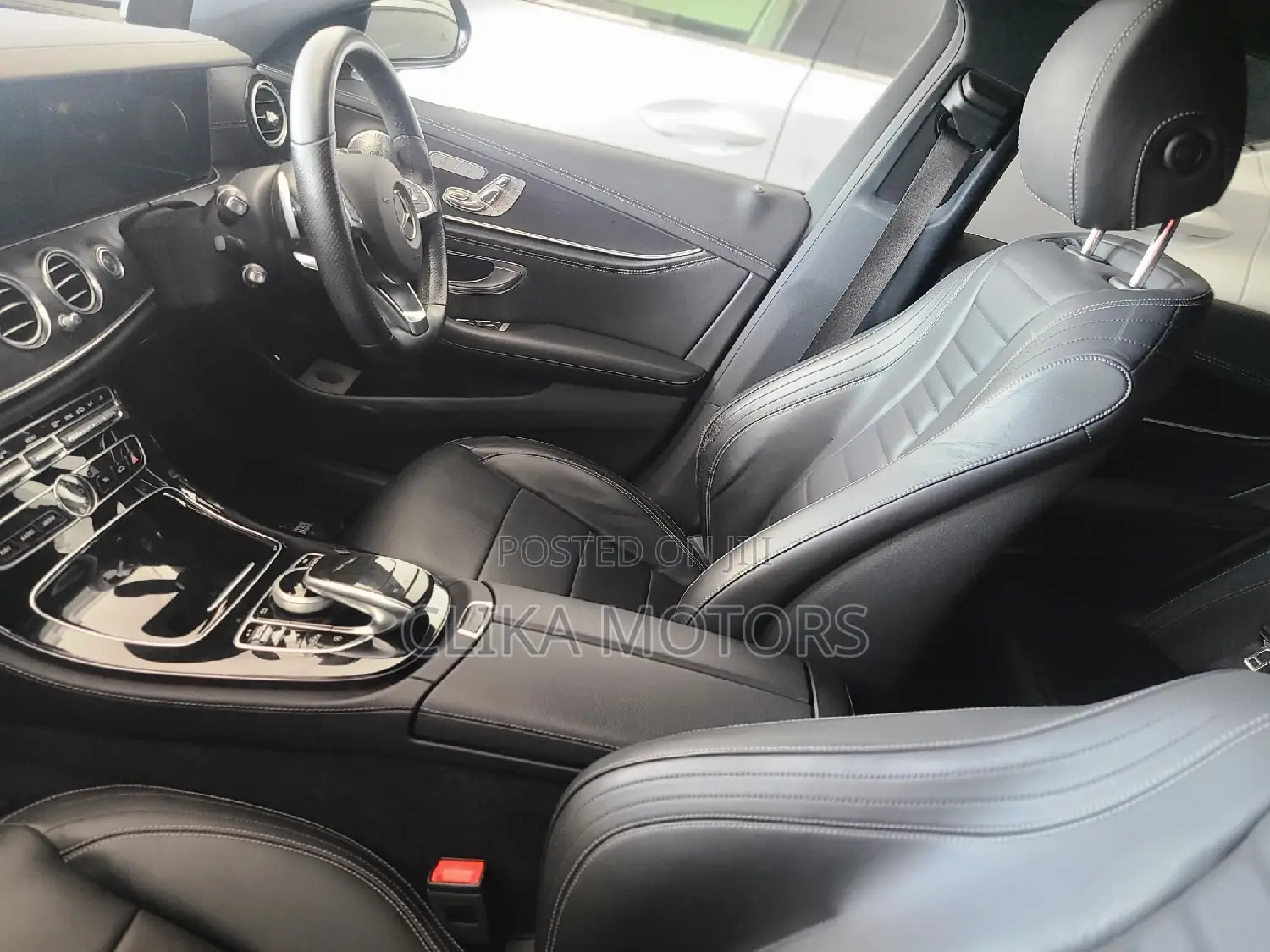 Mercedes-Benz E200 2016 Black