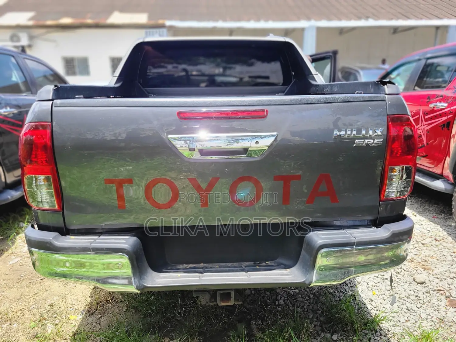 Toyota Hilux 2018 Silver