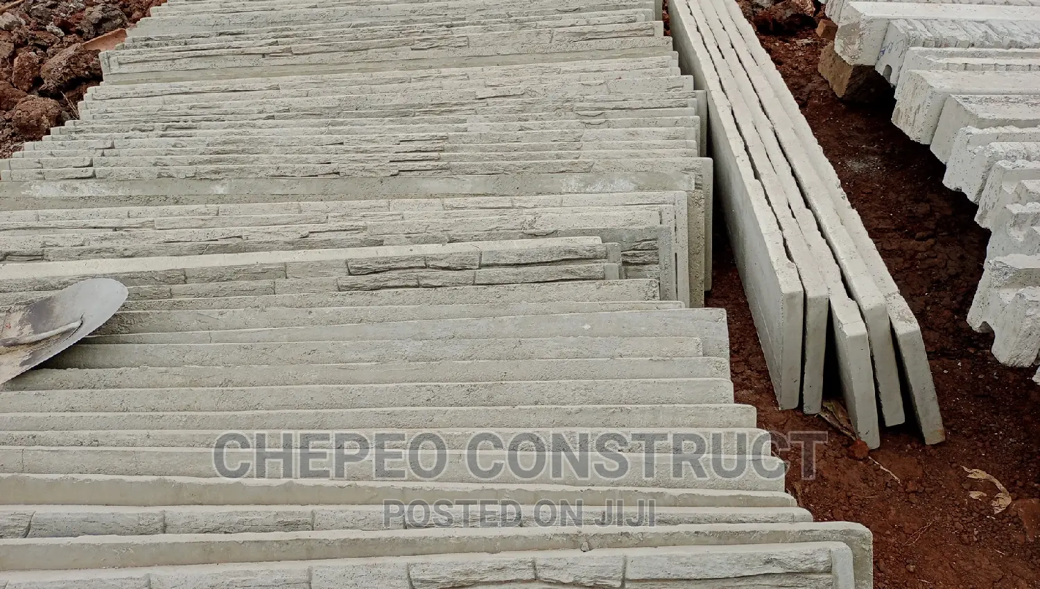 Building Panels With Mazera Like Decor