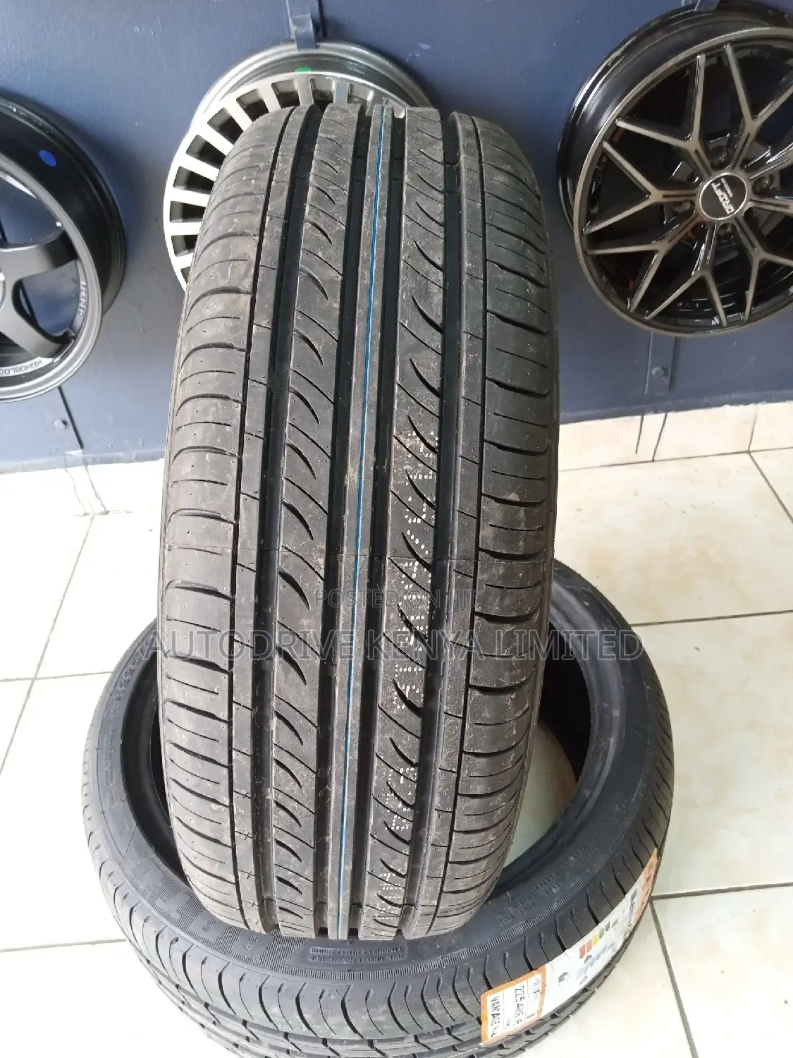 215/60r16 Boto Tyre