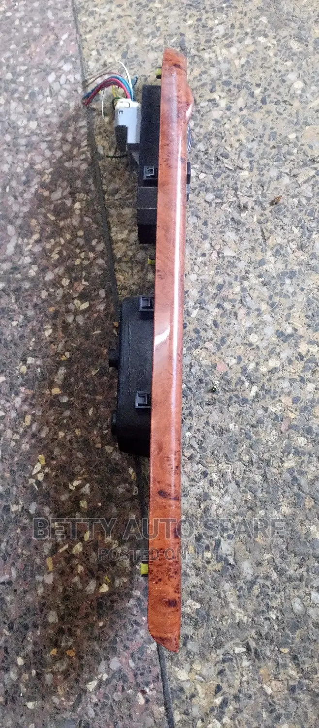 Toyota 7 L Complete Main Switch and Cover