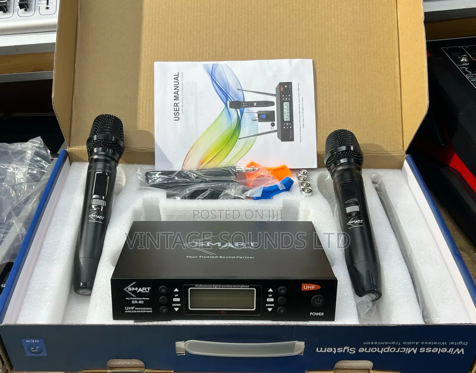 SMART Audio SR-80 Digital Wireless Microphone System